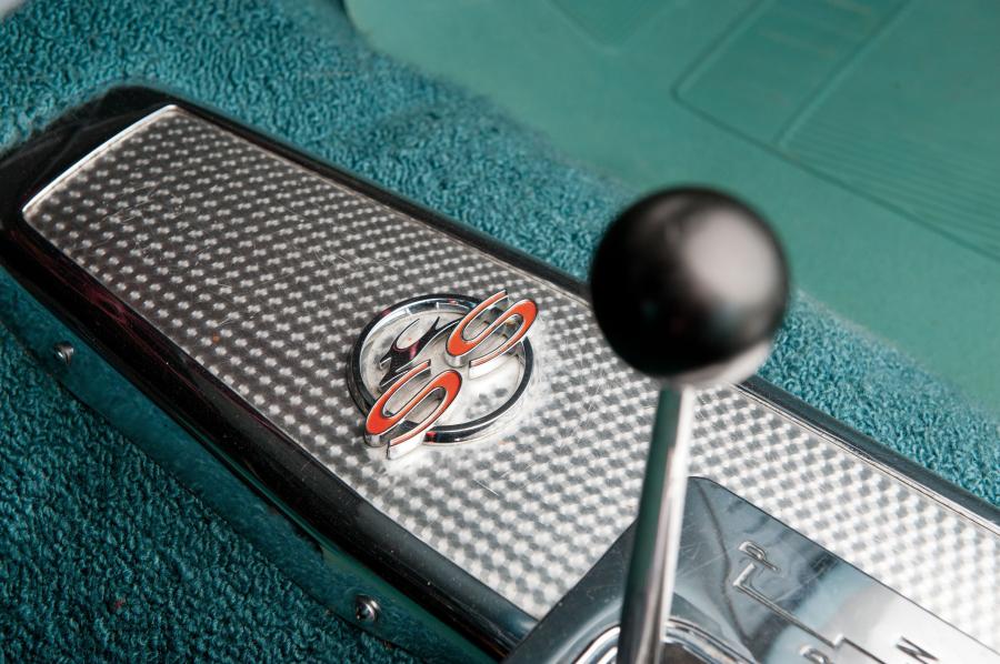  Chevrolet Impala SS Convertible 1963 года  (фото 12 из 28)